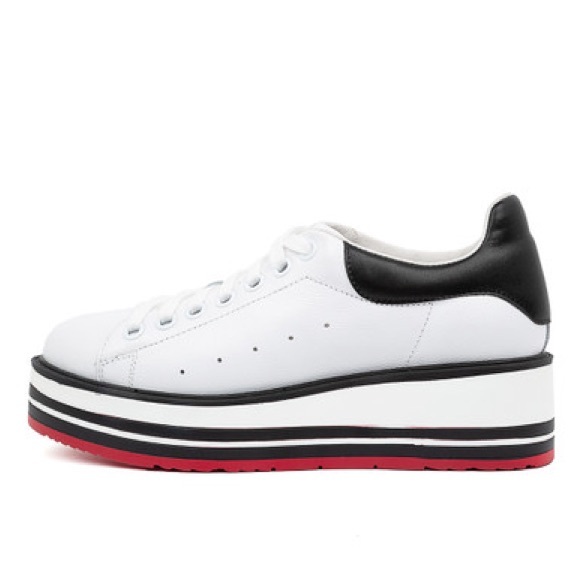 SIOBHAN SNEAKERS IN WHITE/ BLACK TUMBLE LEATHER - Picture 2 of 11